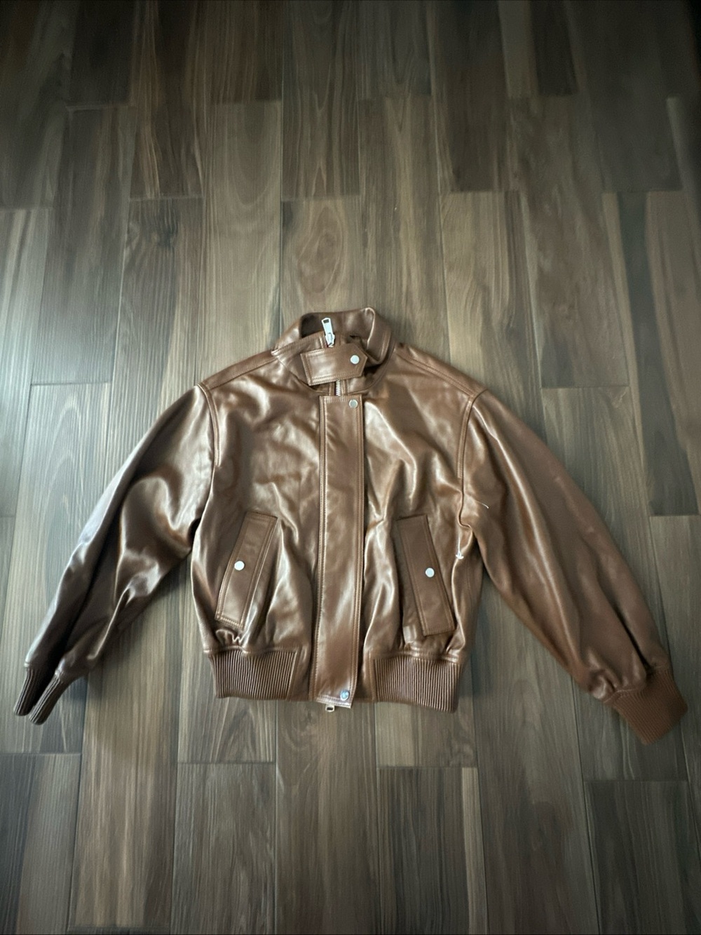 Reiss
Cara Leather
Bomber Jacket Size - 0 - Picture 6 of 11